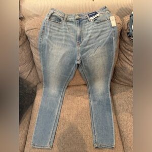 Old Navy High Rise Super Skinny Jeans